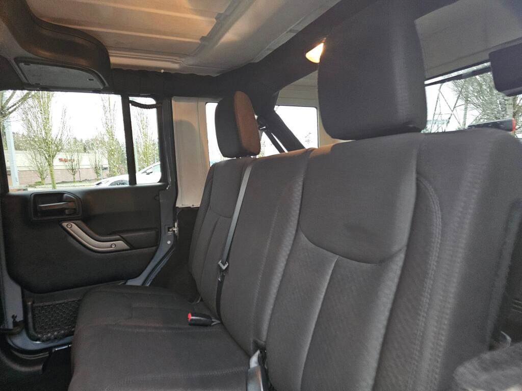 Used 2015 Jeep Wrangler Unlimited Sport w/ Quick Order Package 24S image 19