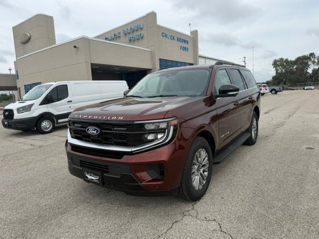 New 2027 Ford Expedition Platinum AWD/4WD image 1