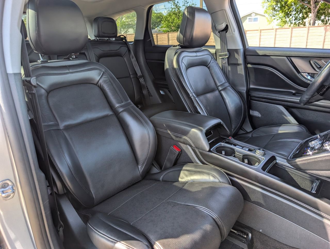 Used 2022 Lincoln Corsair Grand Touring w/ Elements Technology Bundle image 16