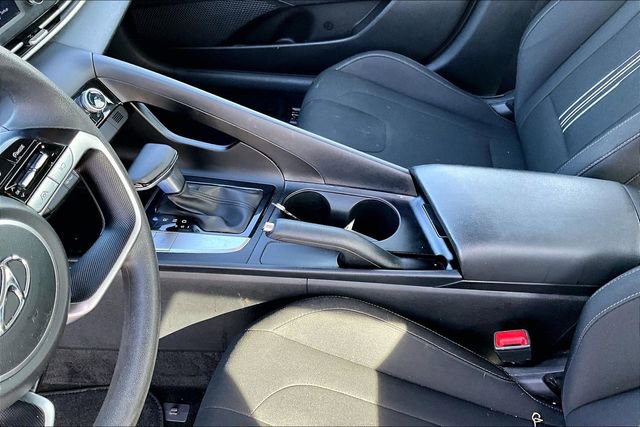 Used 2023 Hyundai Elantra SEL image 15