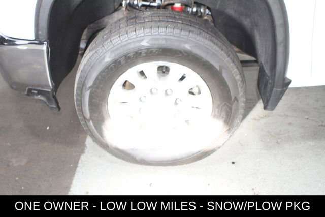 Used 2023 Chevrolet Silverado 2500 LT image 12