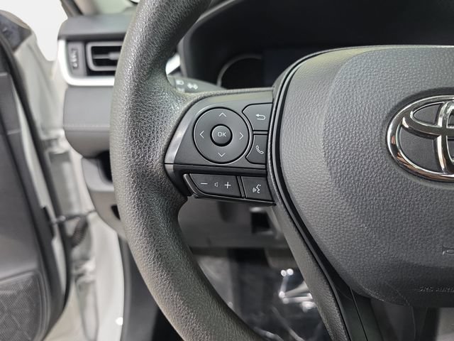 Certified 2025 Toyota RAV4 XLE AWD/4WD image 13