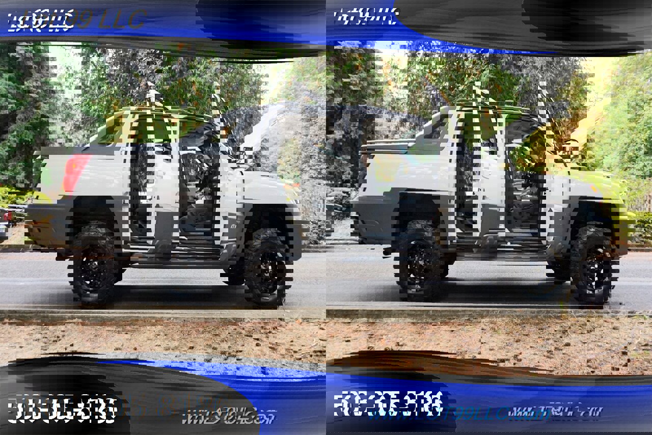 Used 2002 Chevrolet Avalanche 4x4 w/ North Face Edition image 28