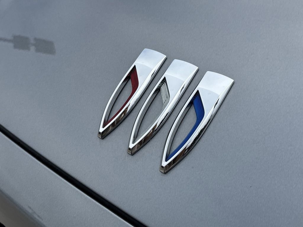 New 2025 Buick Enclave Sport Touring w/ Super Cruise Package image 31