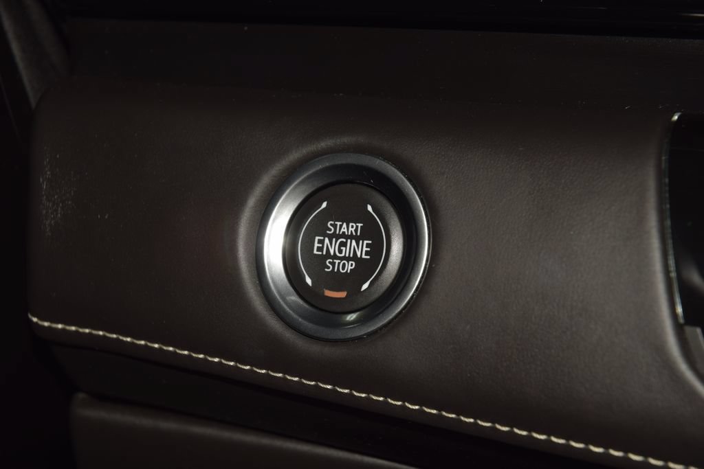 Used 2023 Cadillac Escalade Premium Luxury Platinum w/ LPO, Floor Liner Package AWD/4WD image 37