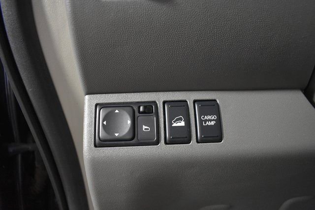 Used 2020 Nissan Frontier SV w/ Midnight Edition Floor Mats image 13
