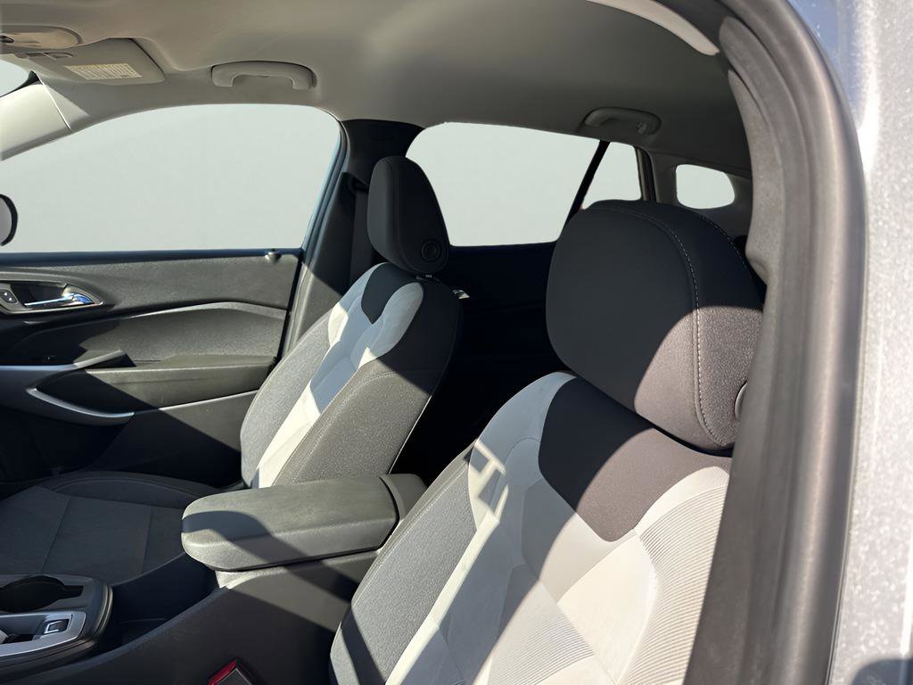 Used 2024 Chevrolet Trax LS w/ Driver Confidence Package image 26