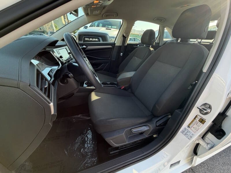 Used 2019 Volkswagen Jetta S w/ Driver Assistance Package FWD image 11