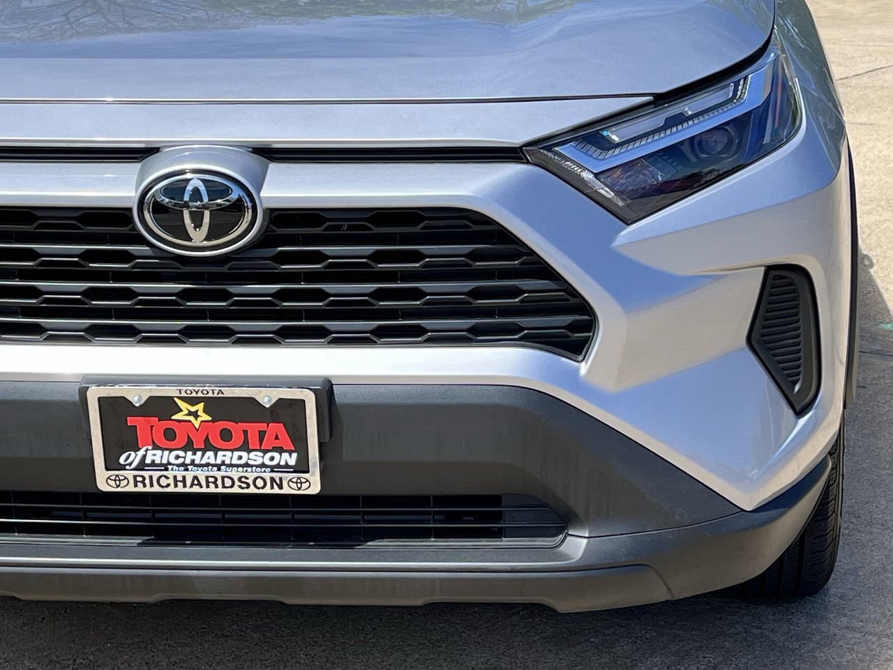 Used 2024 Toyota RAV4 XLE image 7