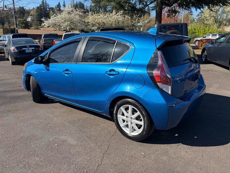 Used 2015 Toyota Prius C Three image 5