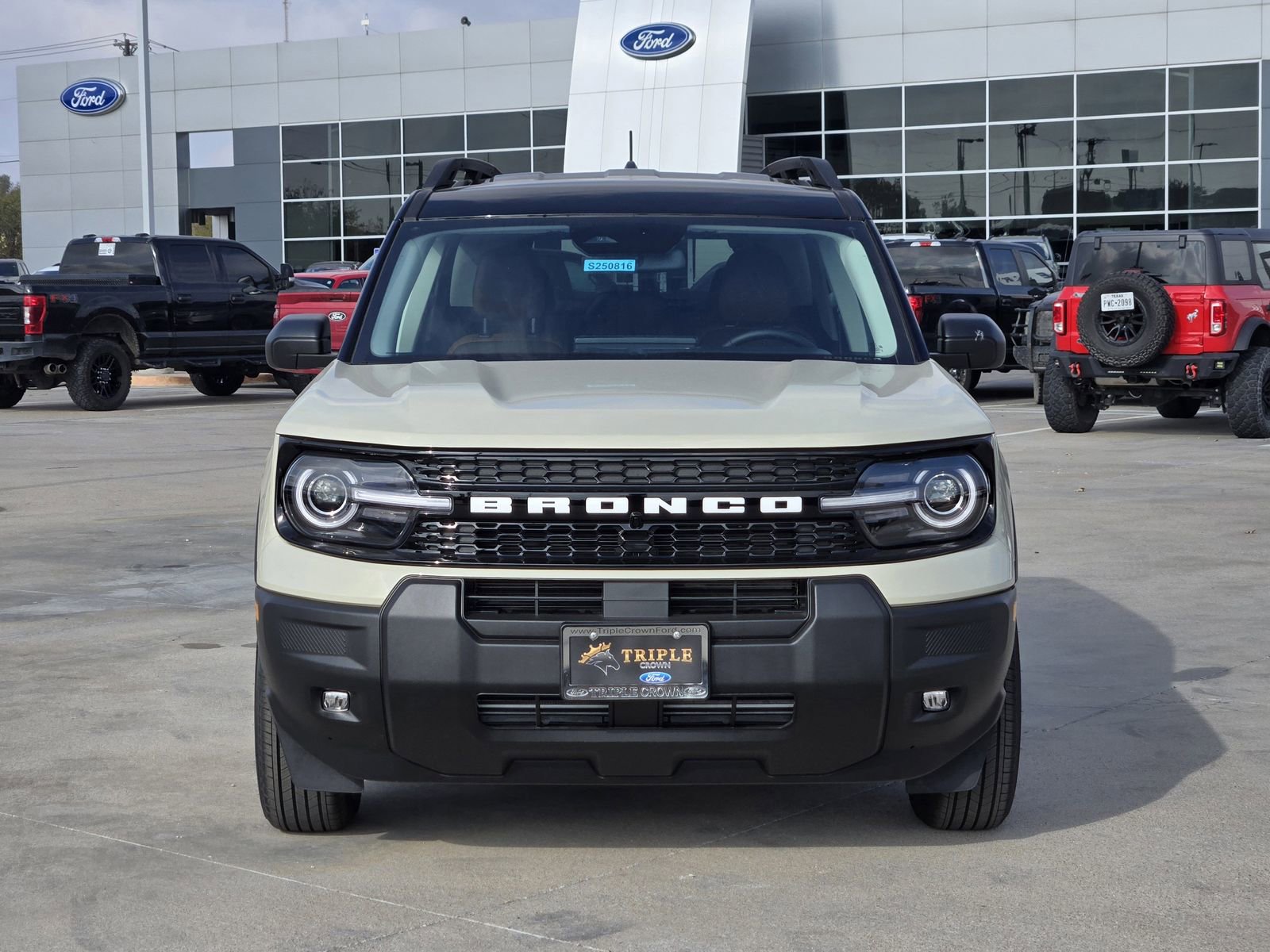 New 2025 Ford Bronco Sport Outer Banks AWD/4WD image 6
