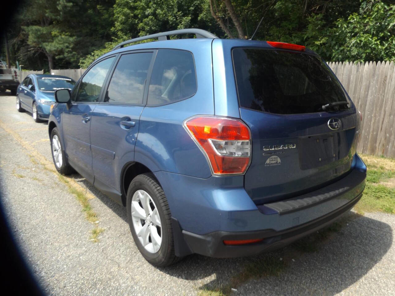 Used 2015 Subaru Forester 2.5i Premium w/ All-Weather Package image 3
