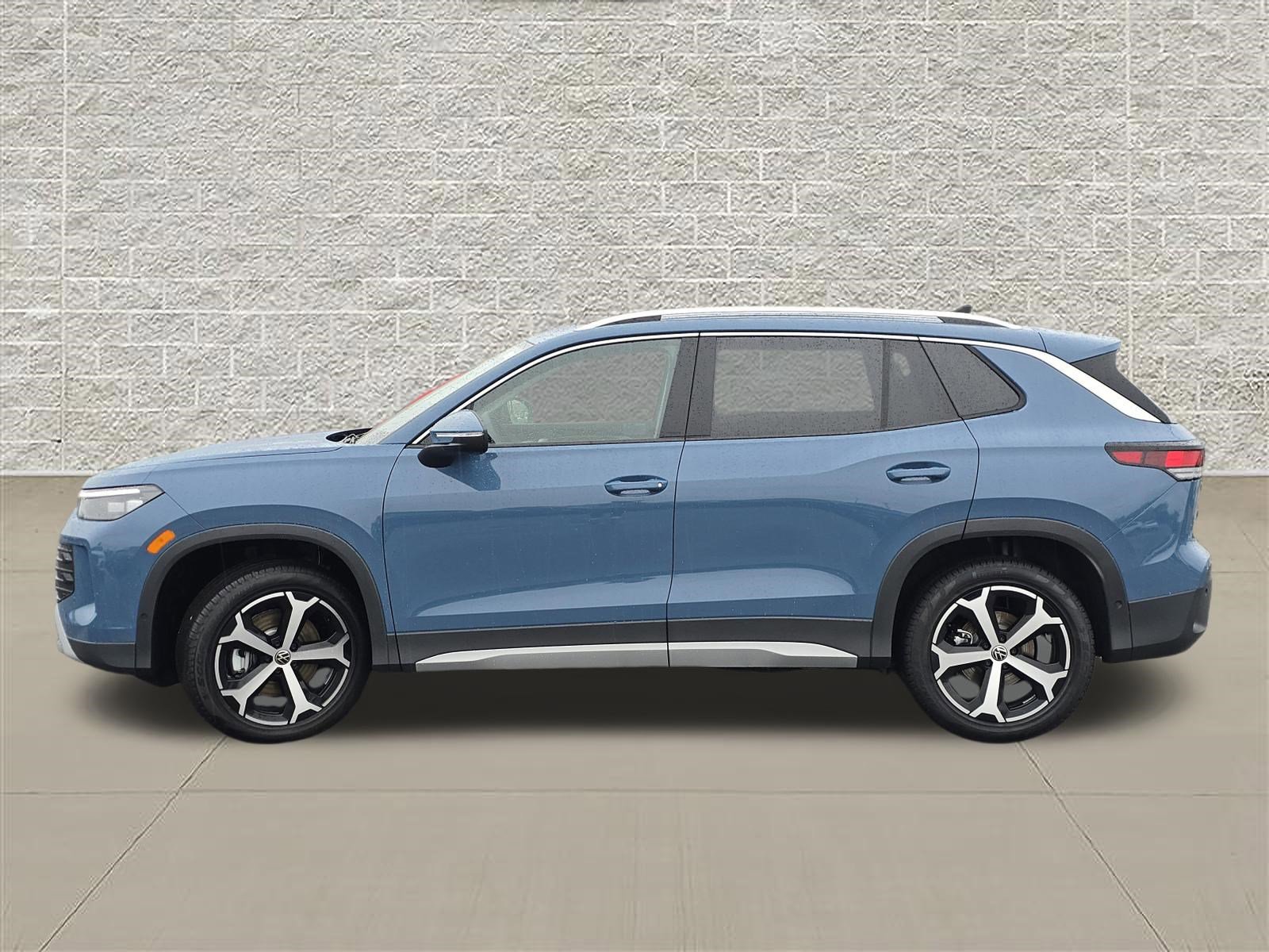 New 2026 Volkswagen Tiguan SE AWD/4WD image 4