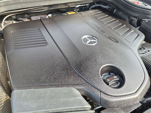 Used 2025 Mercedes-Benz GLS 450 4MATIC image 25