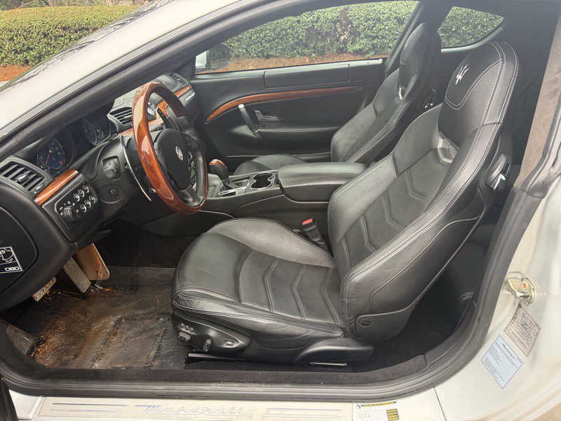 Used 2013 Maserati GranTurismo Sport image 17