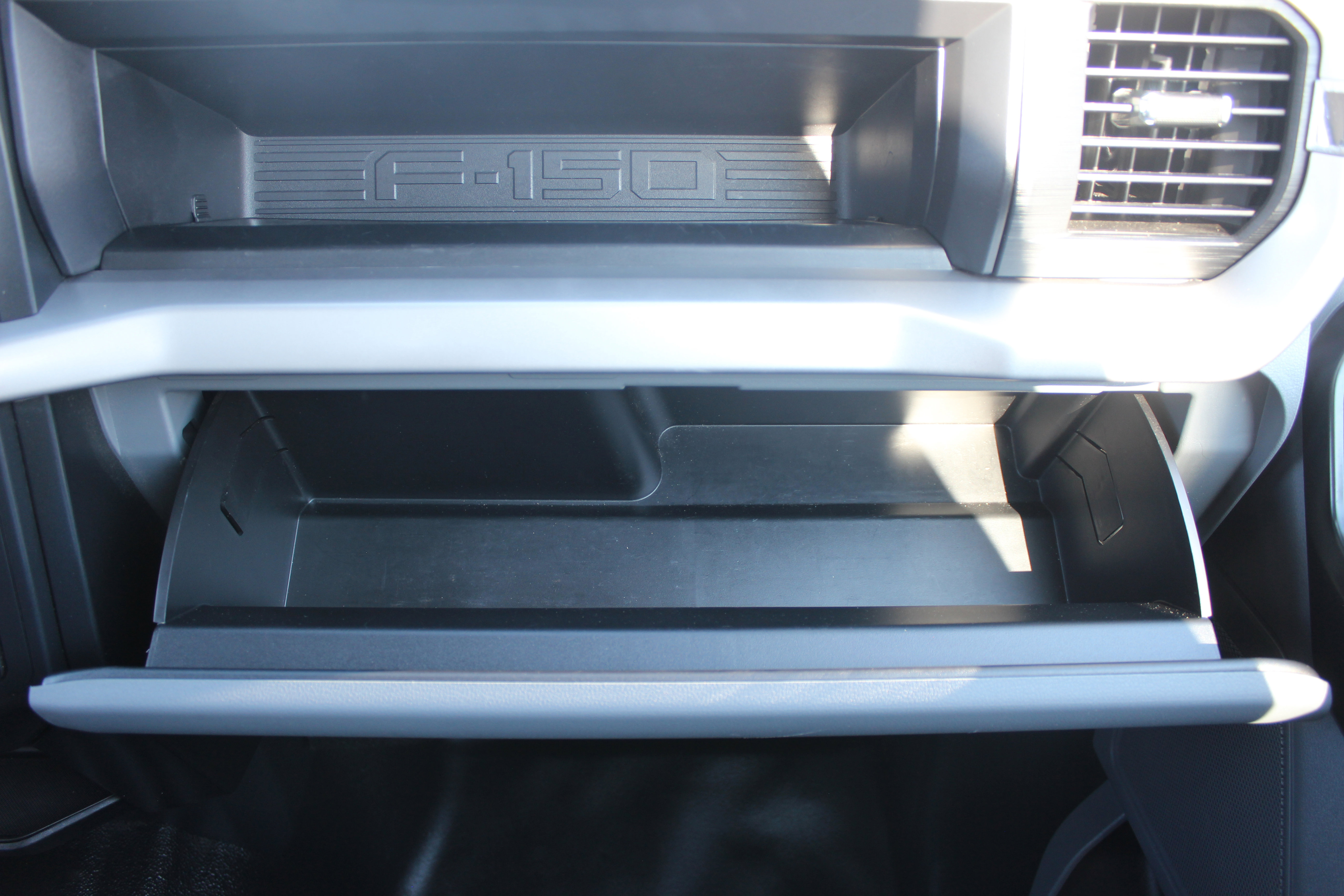 Used 2022 Ford F150 XL image 46