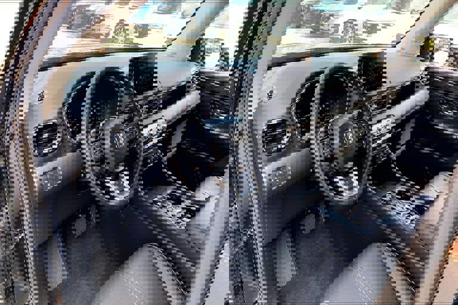 Used 2024 Honda Pilot Elite image 18