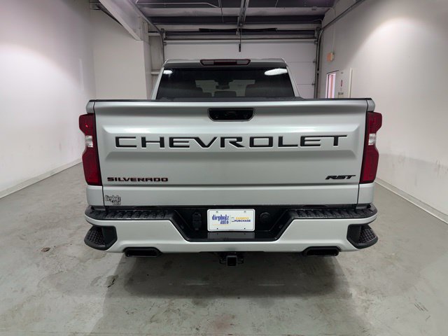 Certified 2022 Chevrolet Silverado 1500 RST w/ Redline Edition AWD/4WD image 5