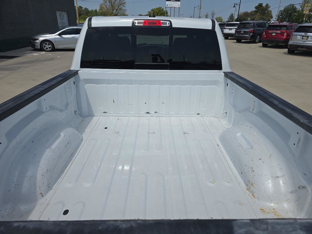 Used 2023 RAM 1500 Laramie AWD/4WD image 5