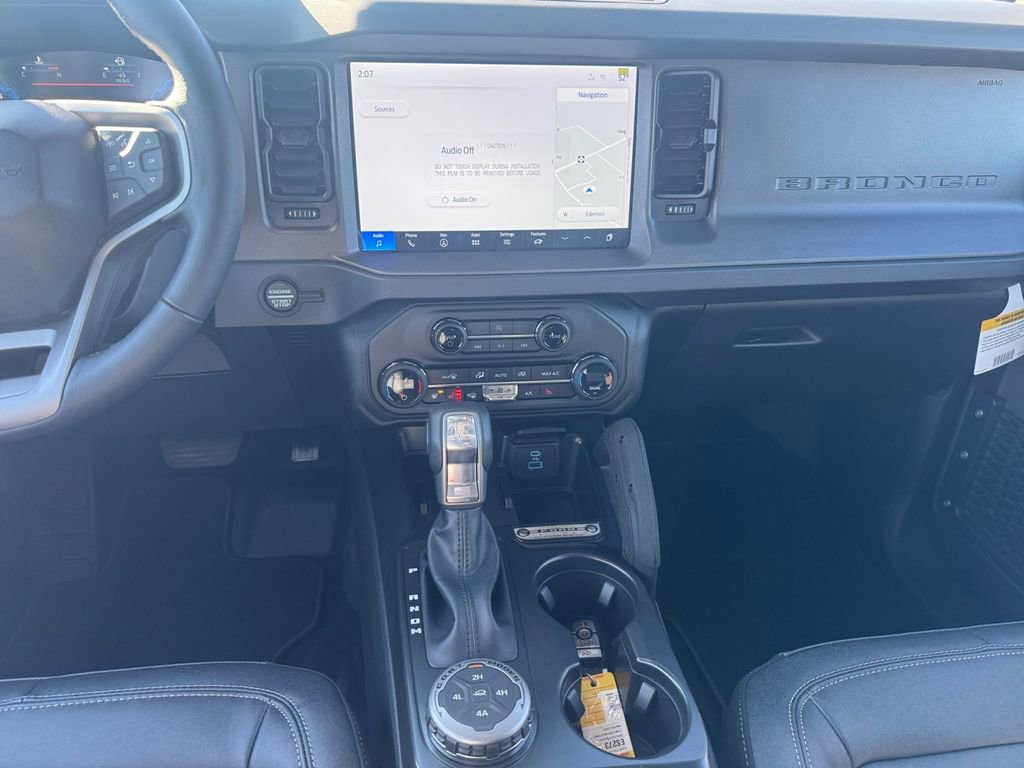 New 2025 Ford Bronco Badlands image 12