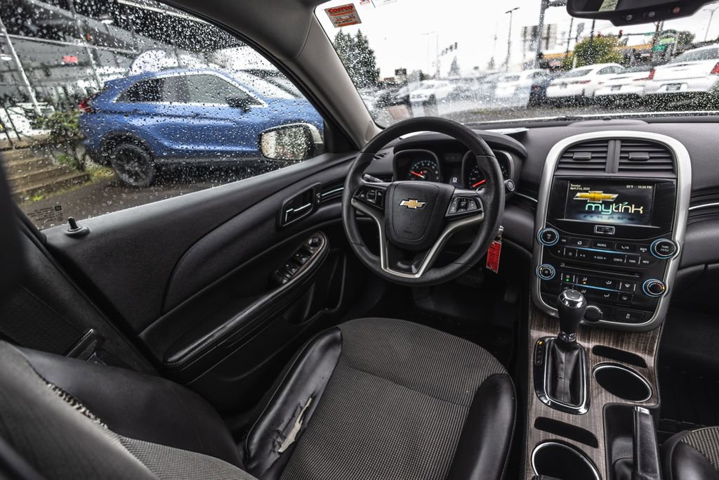 Used 2015 Chevrolet Malibu LT w/ Power Convenience Package FWD image 20