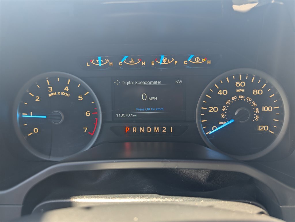 Used 2015 Ford F150 XLT w/ Equipment Group 302A Luxury AWD/4WD image 16