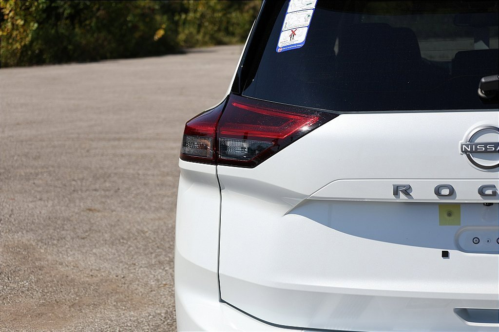 New 2026 Nissan Rogue Platinum w/ Platinum Premium Package image 5