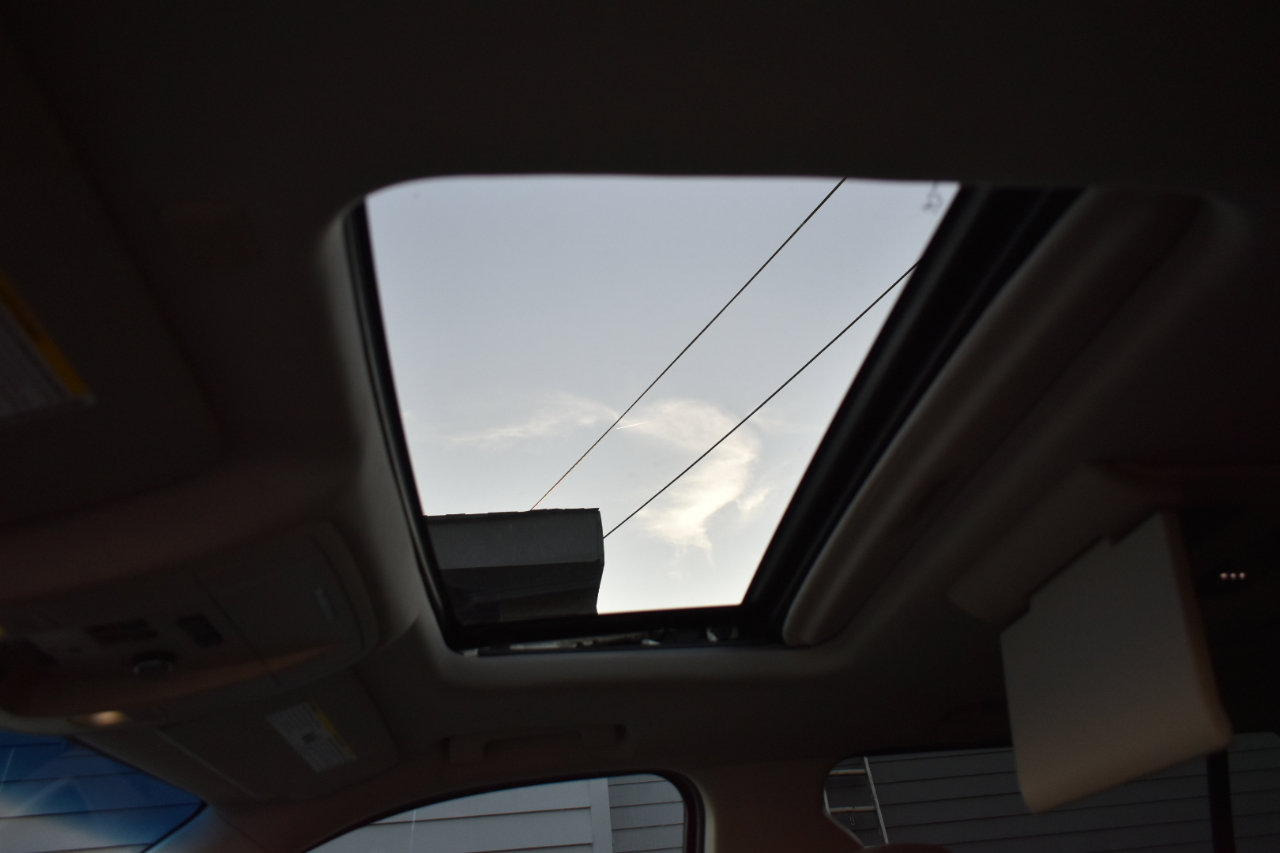 Used 2015 Chevrolet Suburban LTZ image 49