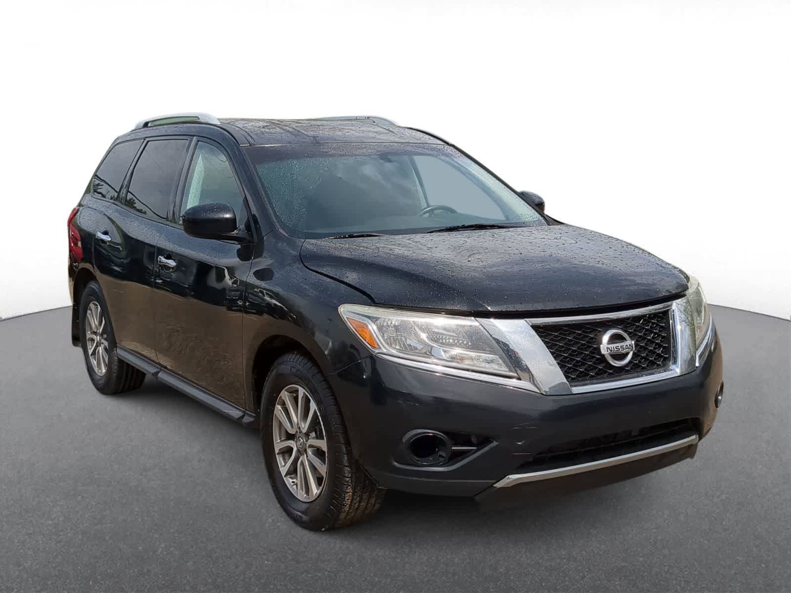 Used 2013 Nissan Pathfinder SV w/ Trailer Tow Pkg AWD/4WD image 2