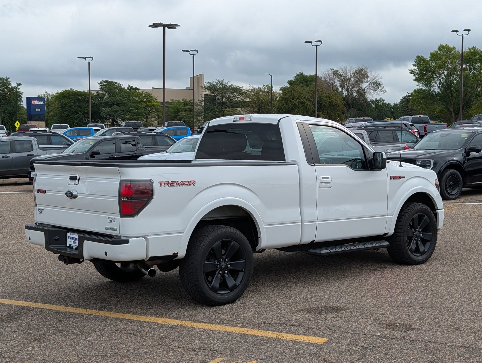 Used 2014 Ford F150 FX4 w/ FX Appearance Package AWD/4WD image 6