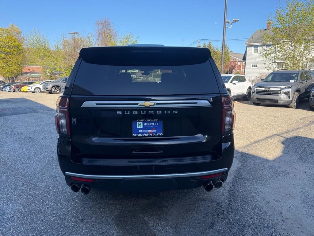 Used 2021 Chevrolet Suburban High Country AWD/4WD image 5