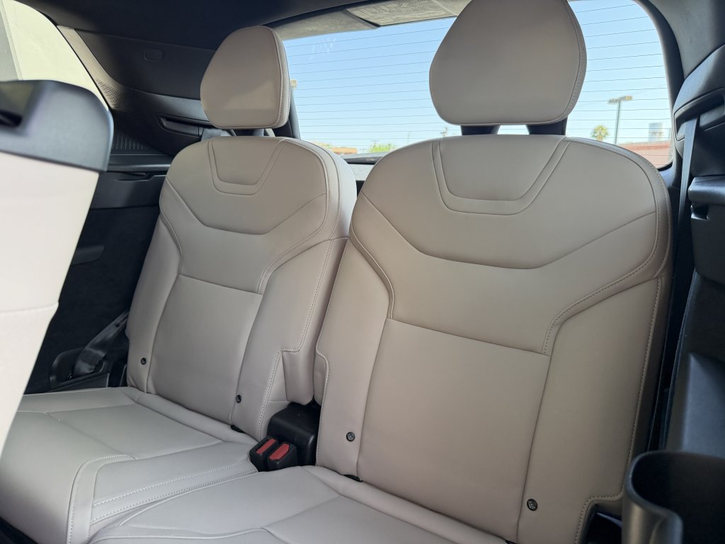 Used 2025 Volvo EX90 Ultra AWD/4WD image 32
