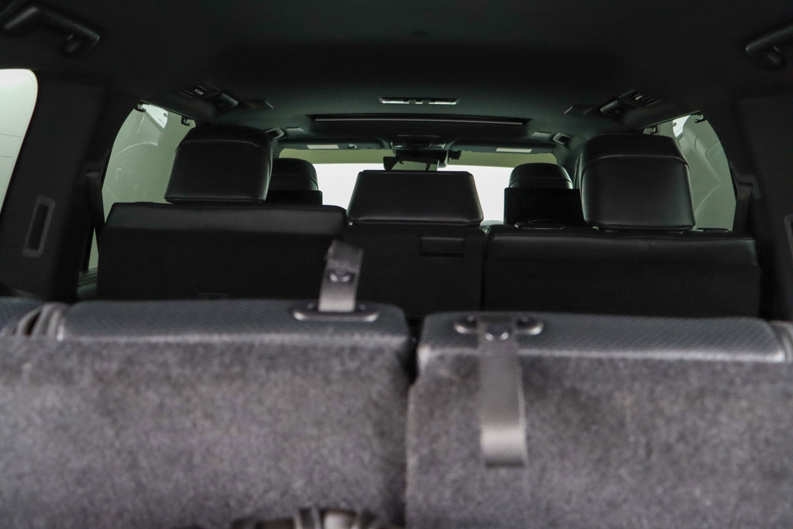 Used 2025 Lexus LX 600 4WD w/ Luxury Package image 34