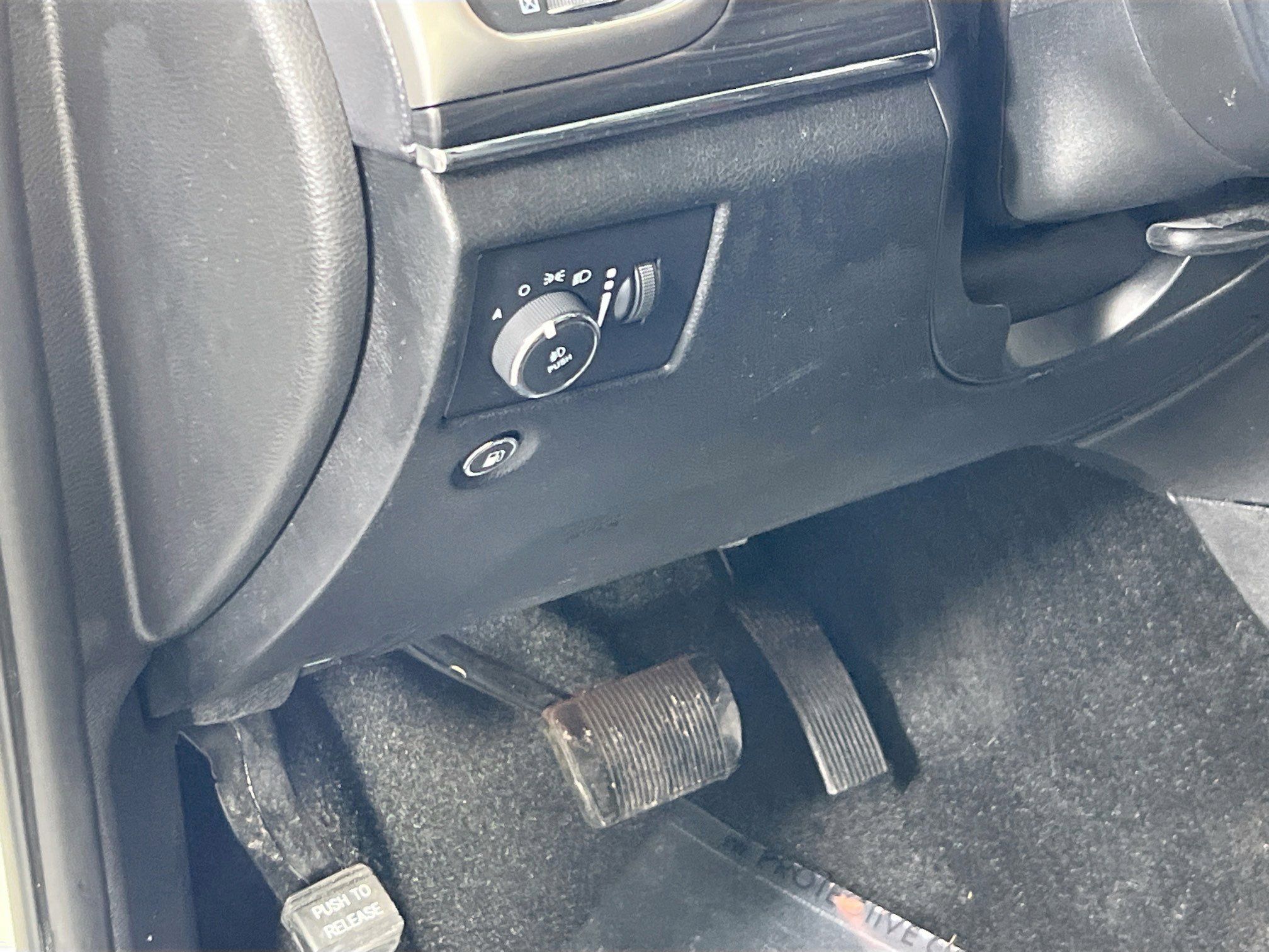 Used 2021 Jeep Grand Cherokee Limited image 10