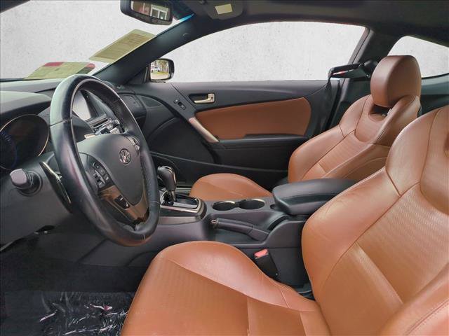 Used 2014 Hyundai Genesis 3.8 RWD image 15