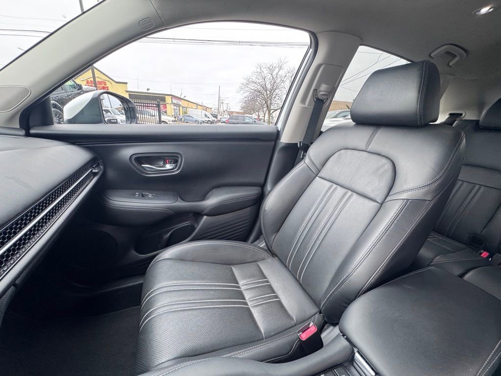 Used 2025 Honda HR-V EX-L image 14