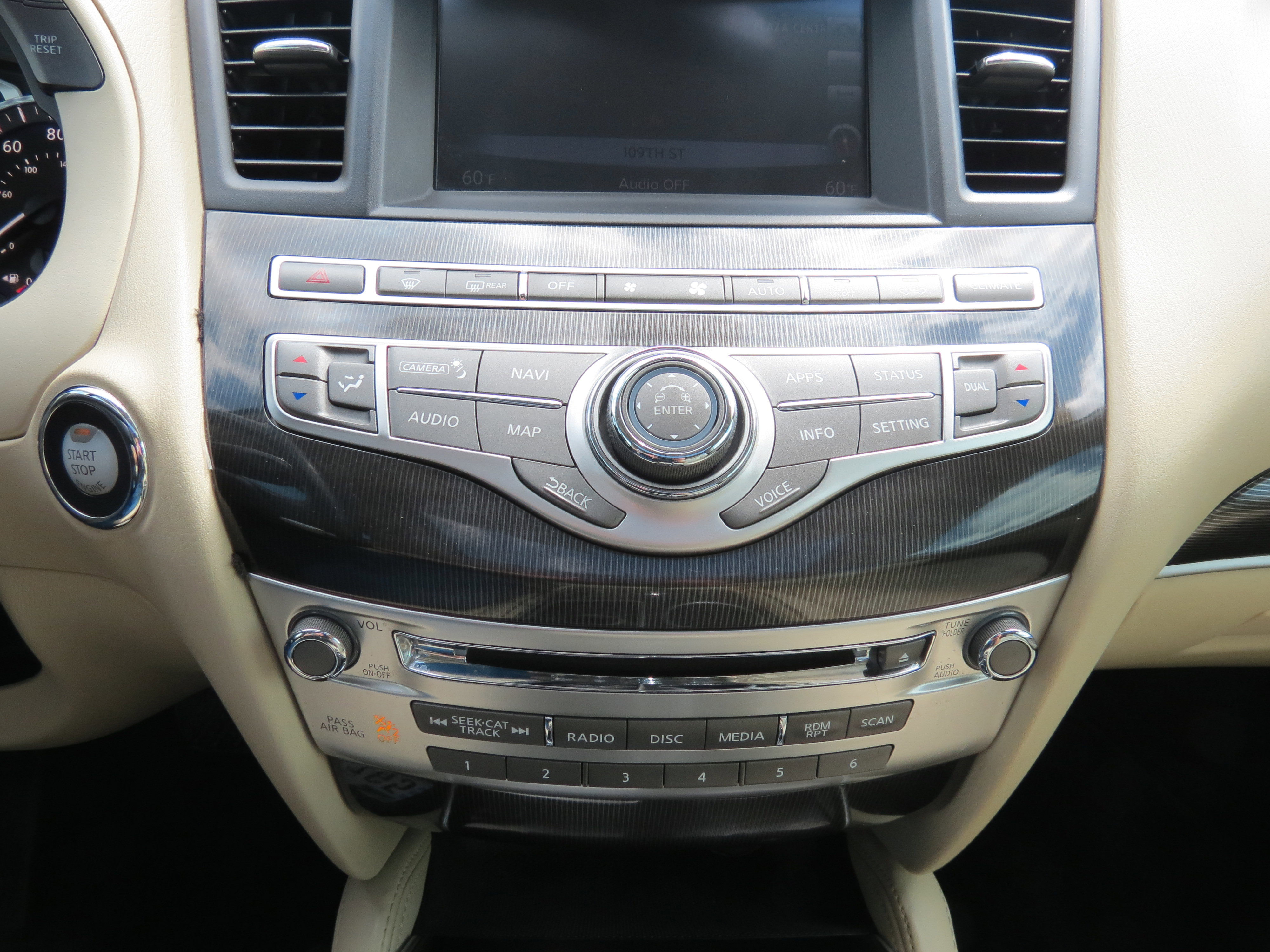 Used 2018 INFINITI QX60 FWD w/ Premium Plus Package image 19