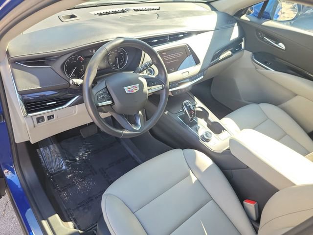 Certified 2023 Cadillac XT4 Premium Luxury w/ Cold Weather Package FWD image 18