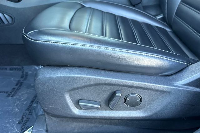 Used 2024 Ford Edge SEL image 13