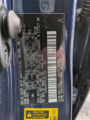 Used 2012 Toyota Highlander SE w/ Tow Pkg image 28