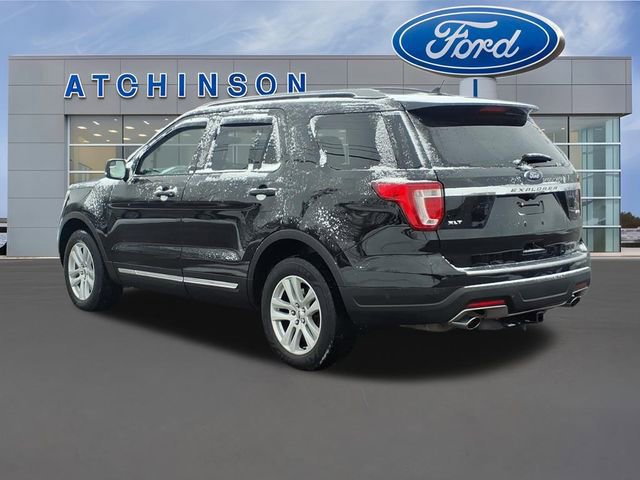 Used 2018 Ford Explorer XLT w/ Equipment Group 202A image 7