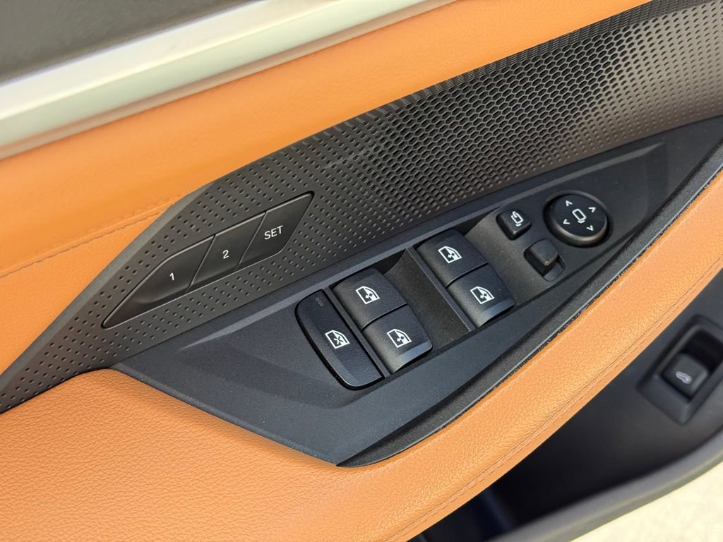 Certified 2022 BMW i4 M50 image 10