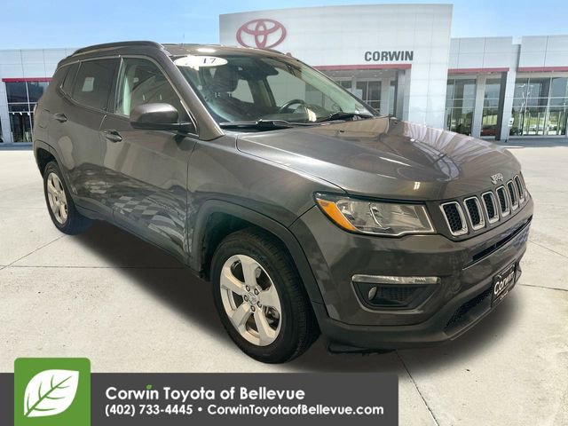 Used 2017 Jeep Compass Latitude w/ Popular Equipment Group image 1