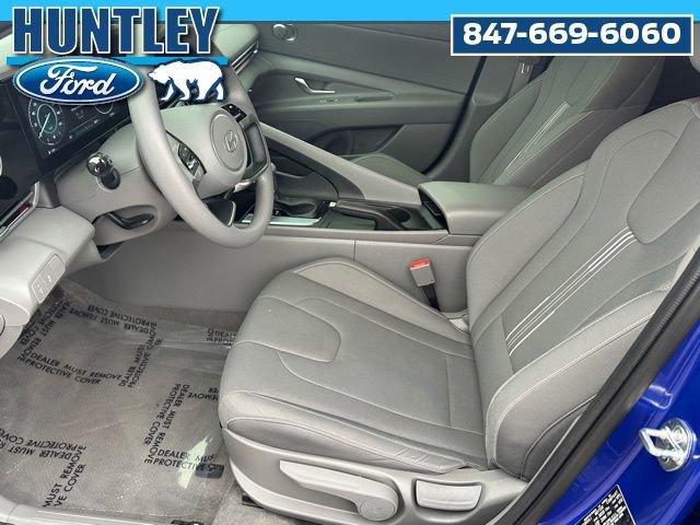 Used 2024 Hyundai Elantra SEL image 17