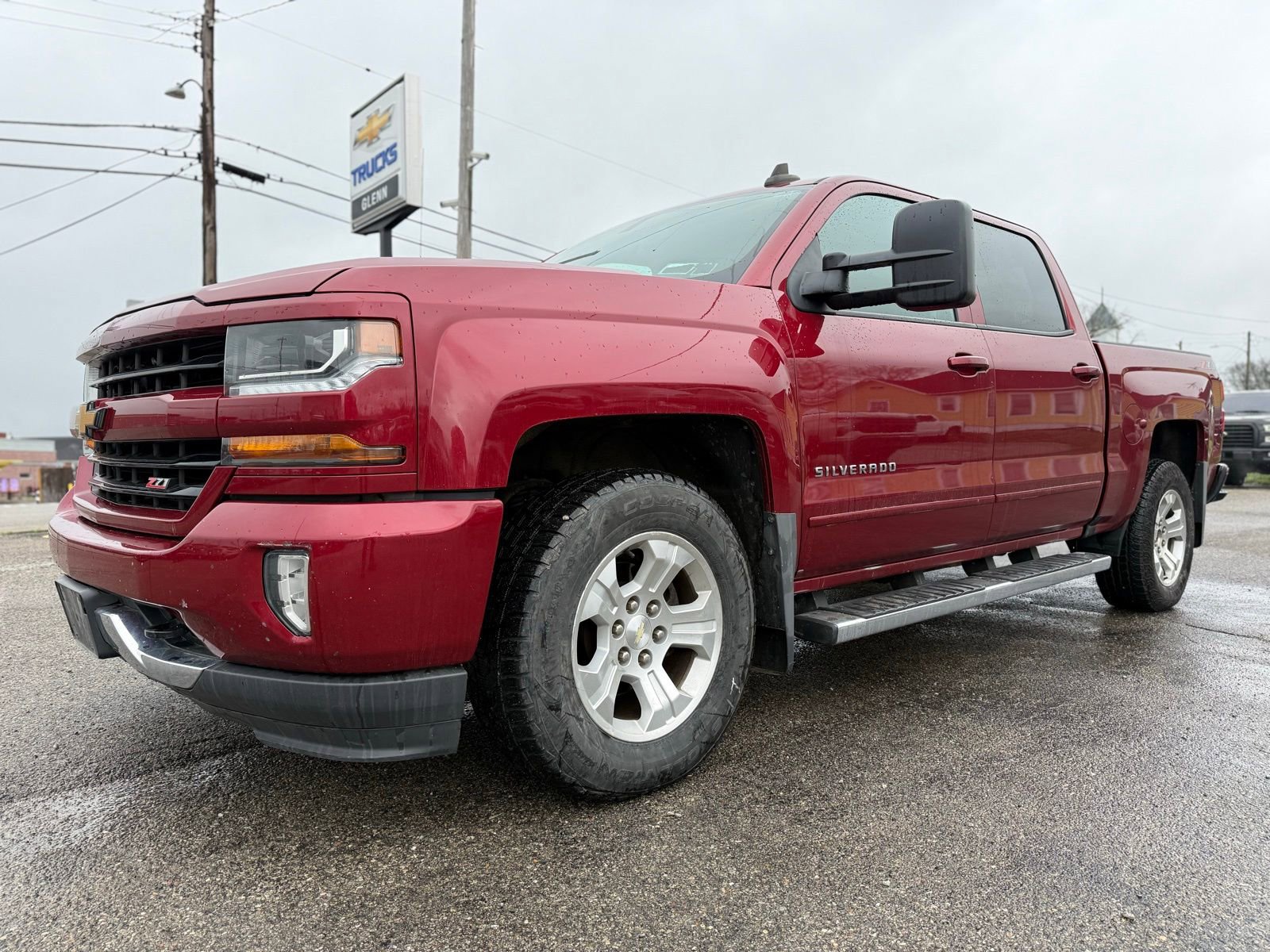 Used 2018 Chevrolet Silverado 1500 LT w/ All Star Edition image 2