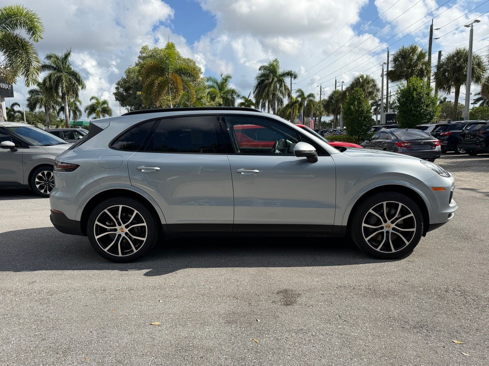 Used 2021 Porsche Cayenne S AWD/4WD image 8