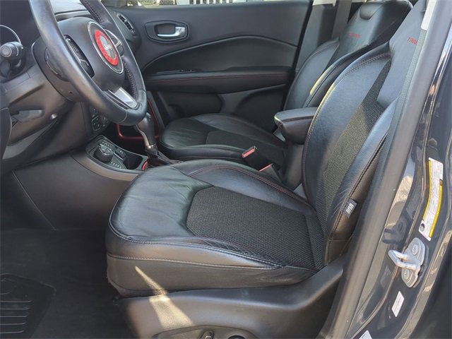 Used 2017 Jeep Compass Trailhawk w/ Navigation Group image 15