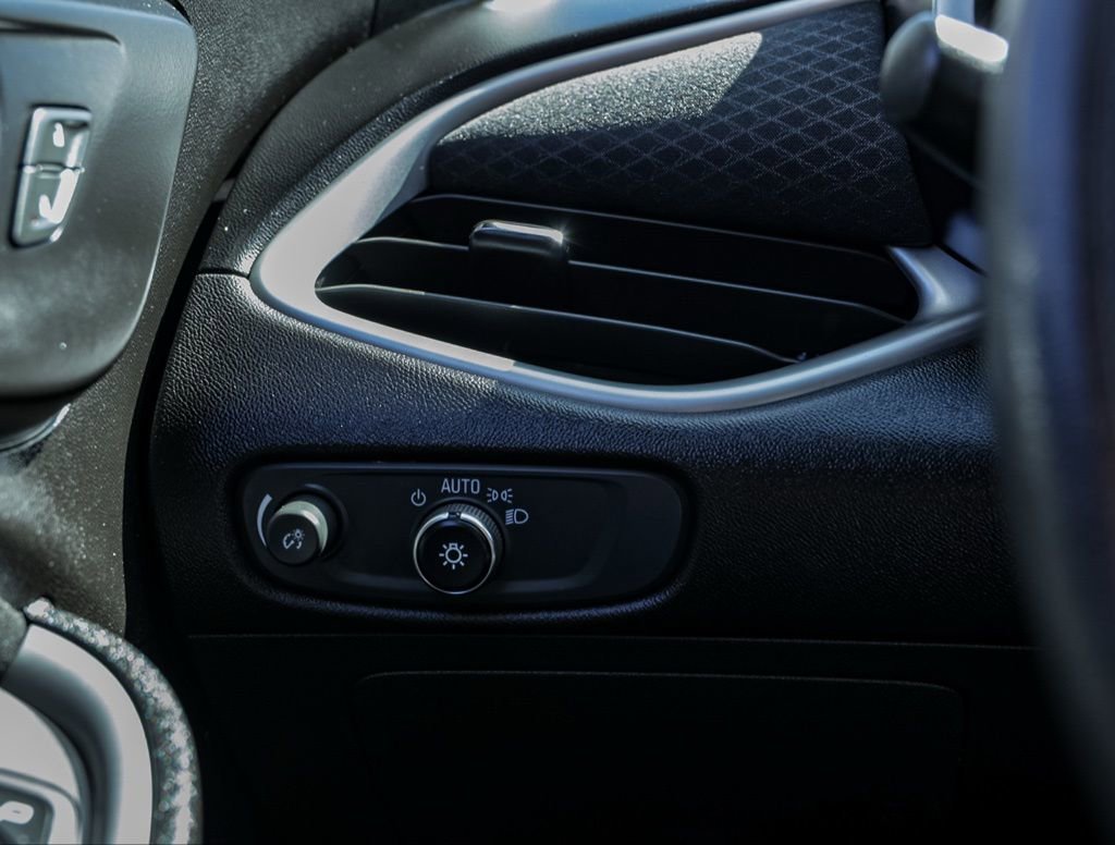 Used 2024 Chevrolet Malibu LT image 33