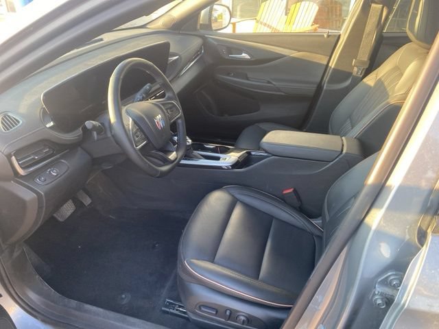 Used 2024 Buick Envista Sport Touring FWD image 7