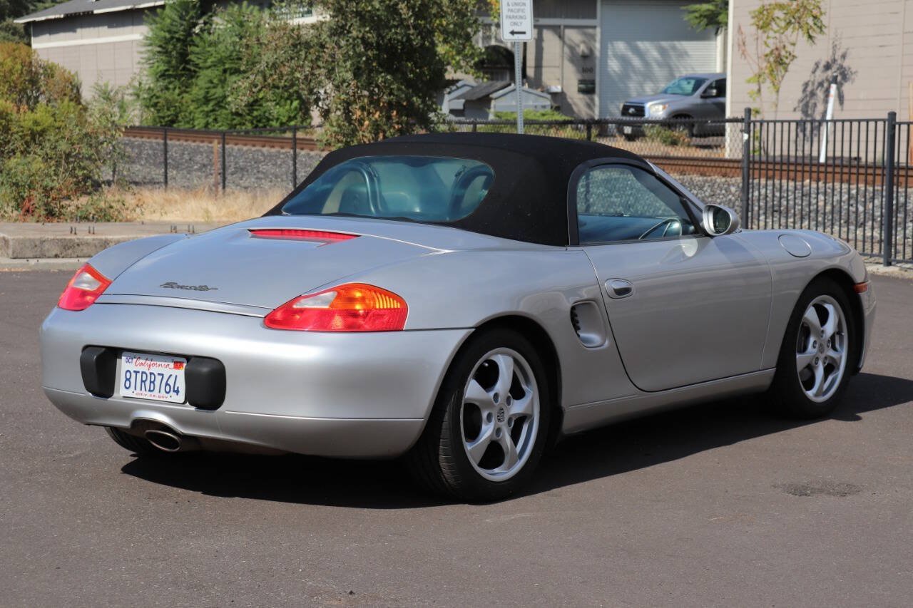 Used 2002 Porsche Boxster RWD image 19